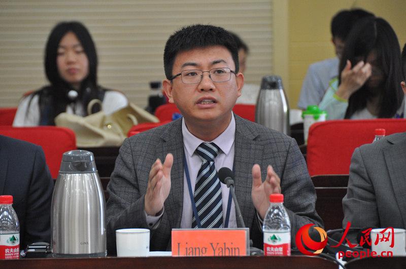 hУH(zhn)оI wĔz