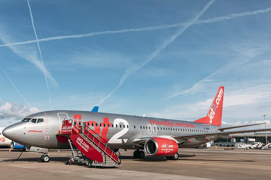 Jet2.comwC(j)