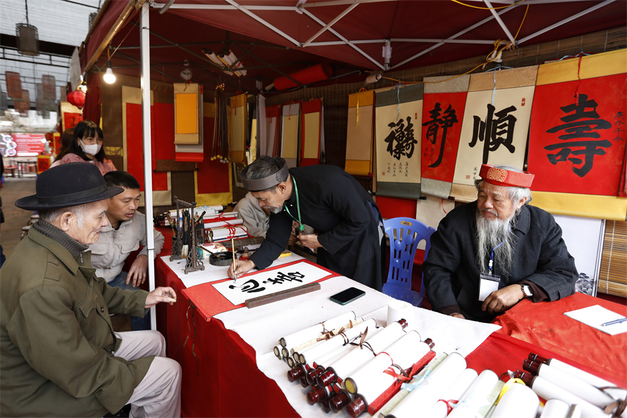 IC Photo(qun)ƷՈ(qng)D(zhun)d