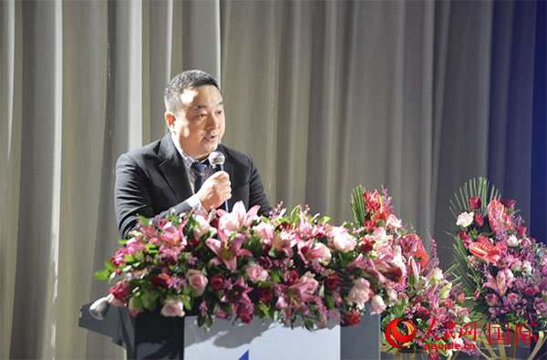 交通銀行約翰內(nèi)斯堡分行行長王繼東在推介會上發(fā)言。人民網(wǎng) 劉暢攝